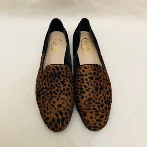Candela Size 8 leopard Print leather flats